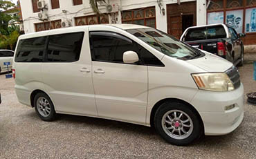Toyota Alphard 5 Doors
